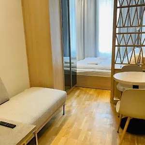 Zeus Design Compact Aparmtent Wien