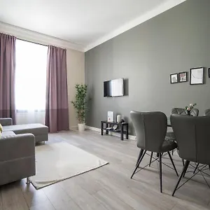 Appartement Brand New Luxury 2 Bedroom Near Augarten, Wenen